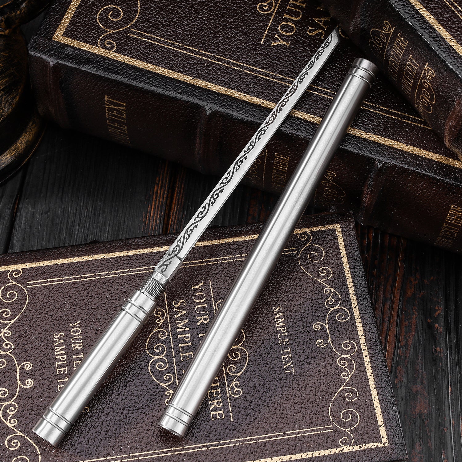 Solid steel roller cutter with threaded sheath, for assembly